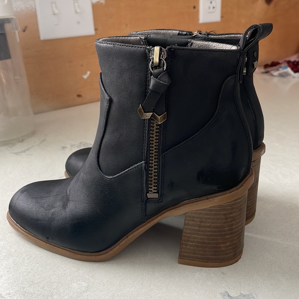 Dr. Scholl's Side Zip Ankle Boots - Rodeo